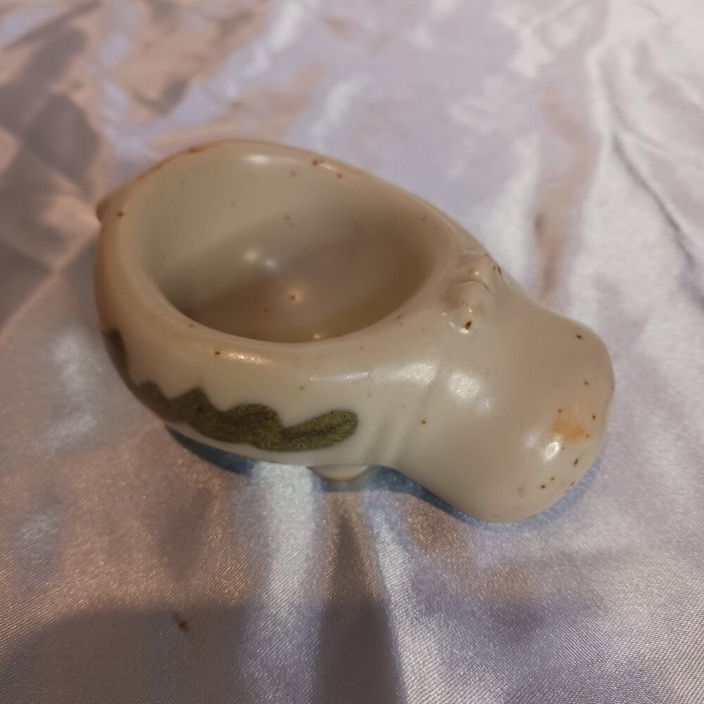 Little Hippo Salt Glaze Ring Holder
